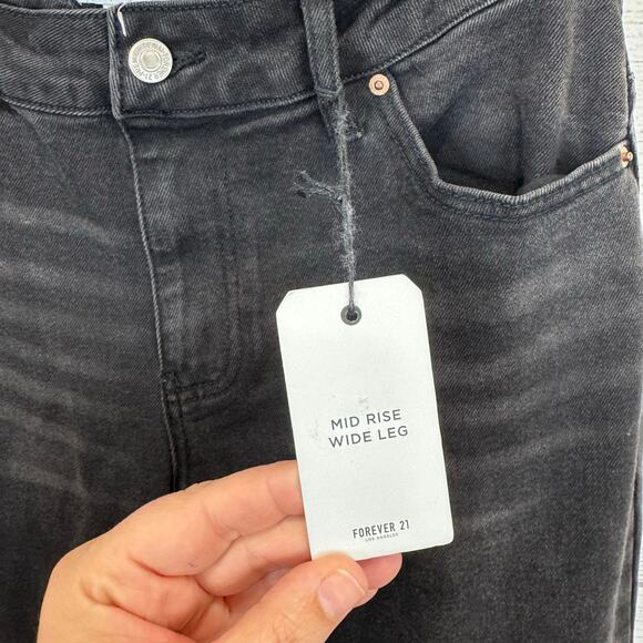 Forever 21 Women's Black Washed Mid-Rise Wide Leg Jeans Size 27 - Picture 4 of 8